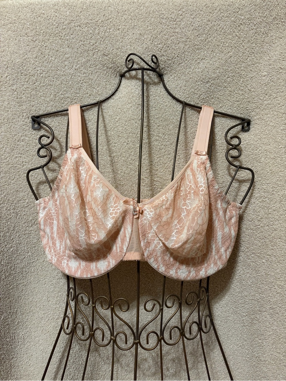 Chantelle -Minimizer; Lace-Overlay Full Coverage Bra in Blush Pink